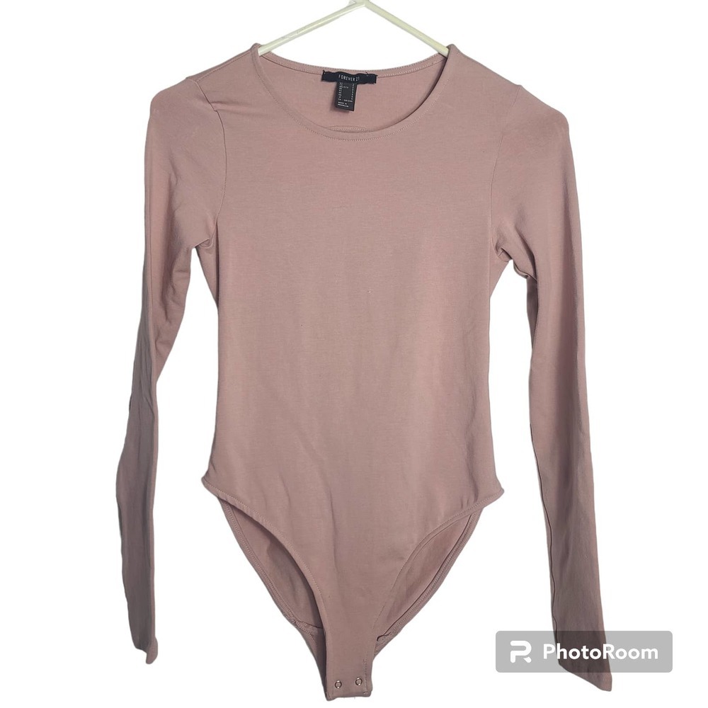 Forever 21 Baby Pink Stretch Lons Sleeve Bodysuit